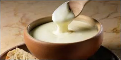 Quel fromage est franc-comtois, surnommé "la colle" à cause de sa consistance ?