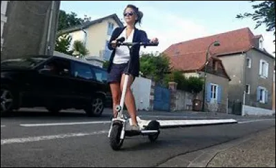 Le port du casque est obligatoire :