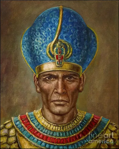 Quel casque porte pharaon lors des guerres ?