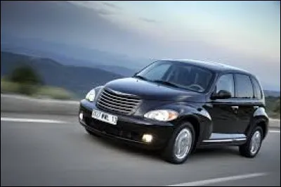 Cette voiture est une Bentley Continental GT.