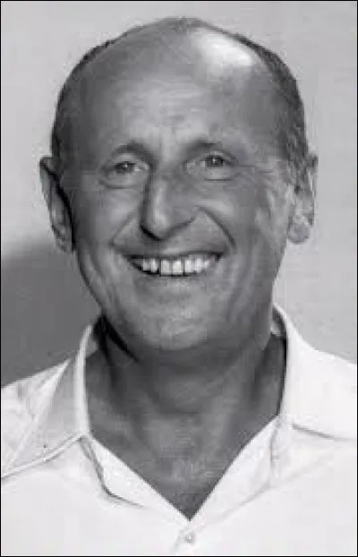 Bourvil chantait " Ta mère t'a donné comme prénom"...