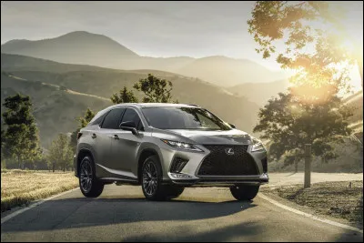 Cette marque japonaise sortira son premier véhicule tout-électrique courant 2020. Comment s'appelle-t-elle ?