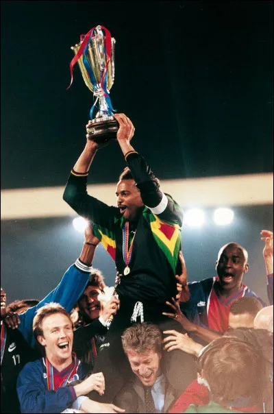 En quelle année le PSG a-t-il gagné la Coupe des Coupes ?