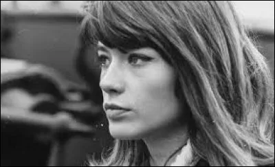''L'Amitié'' est un titre de Françoise Hardy. Entre quels personnages n'y avait-il aucune amitié ?