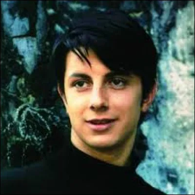 Hervé Vilard a sorti ''Capri c'est fini''. Près de quelle ville italienne se trouve cette île ?