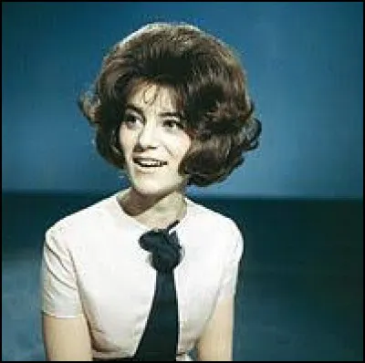 Dans le "Le Folklore américain", Sheila cite quatre États des USA. L'intrus est celui situé le plus au nord. Quel est son nom ?