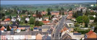 Ville des Hauts-de-France, dans l'arrondissement d'Avesnes-sur-Helpe, Berlaimont se situe dans le département ...