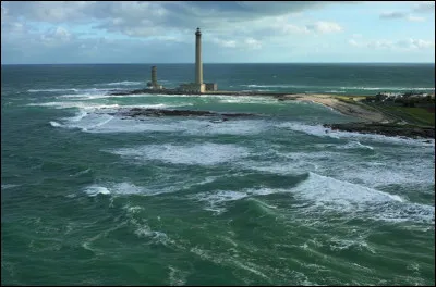 Quel est le nom de cette pointe qui constitue l'extrémité nord-est de la péninsule du Cotentin ?