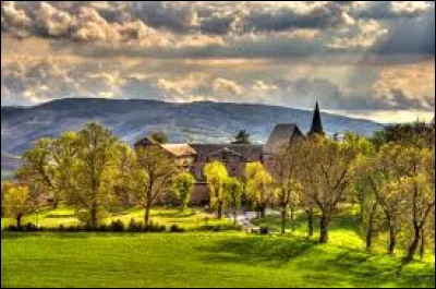 Gissac est un village Aveyronnais situ&eacute; dans l'ancienne r&eacute;gion ...