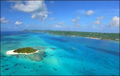 Pour finir, comment définirais-tu ta relation avec les autres ?