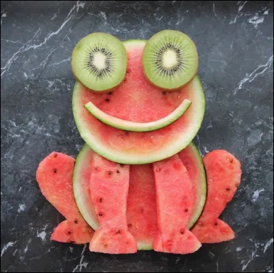 Quel animal a été réalisé à l'aide d'une pastèque et d'un kiwi ?