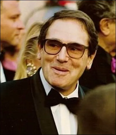 Acteur - il était Joffrey de Peyrac dans la série des Angélique, metteur en scène de théâtre et de grands spectacles comme "Notre-Dame de Paris", "Danton et Robespierre", "Ben-Hur" au Stade de France, il se prénomme ...