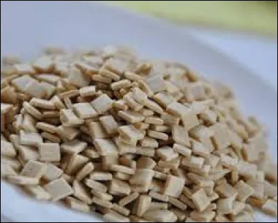 D'où viennent ces pâtes de forme carrée à la farine de sarrasin ?