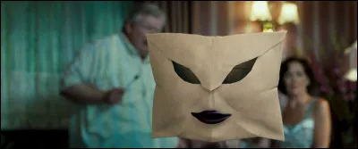 Comment se nomme la sorcière qui envoie une lettre à Harry après qu'il ait lancé le sort du ''Patronus'' ?