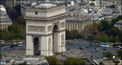 À qui doit-on l'expression "Union sacrée" ?