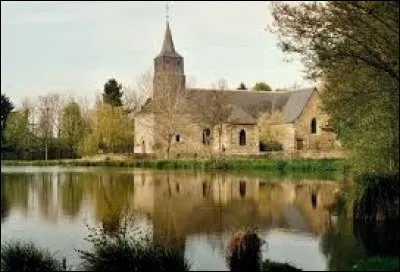 Voici l'église Saint-Lubin de Longaulnay. Commune Bretillienne, elle se situe en région ...