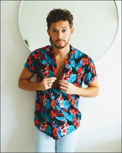 Quel rôle joue-t-il dans "In Tour" ?