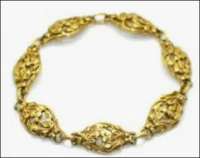 Quant aux bijoux en or, depuis quand environ existent-ils ?