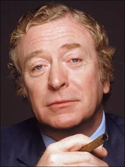 Qui est ce Michael, acteur et producteur, icône du cinéma britannique avec plus de 130 films à son actif ?