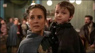 Alice de Jeansin, une jeune adulte issue d'une famille bourgeoise, a une bonne à laquelle elle est très attachée. Comment s'appelle-t-elle ?