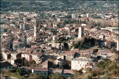 La ville de Draguignan se situe dans le département du Lot-et-Garonne (47).