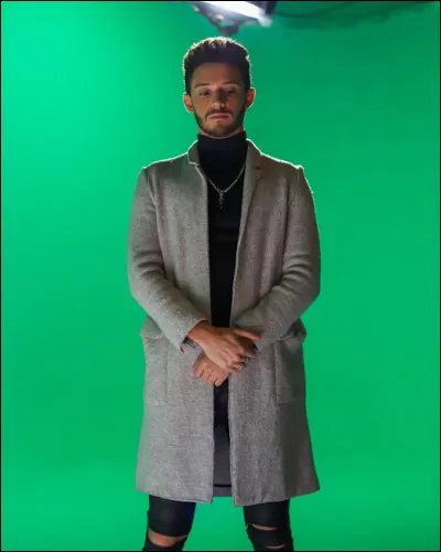 Comment s'appelle la chanson que Rugero a sortie le jour de son anniversaire ?