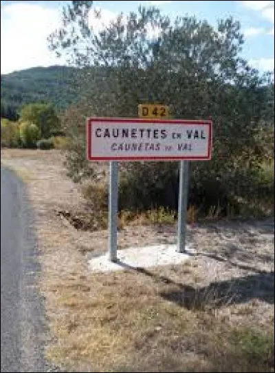 Nous sommes en Occitanie &agrave; l'entr&eacute;e de Caunettes-en-Val. Petit village de 44 habitants, dans l'agglom&eacute;ration Carcassonnaise, il se situe dans le d&eacute;partement ...