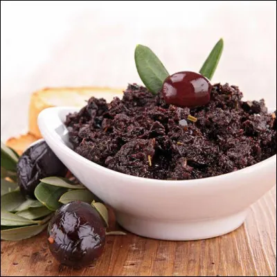 Voilà les invités et en attendant que ce soit prêt, je leur offre :