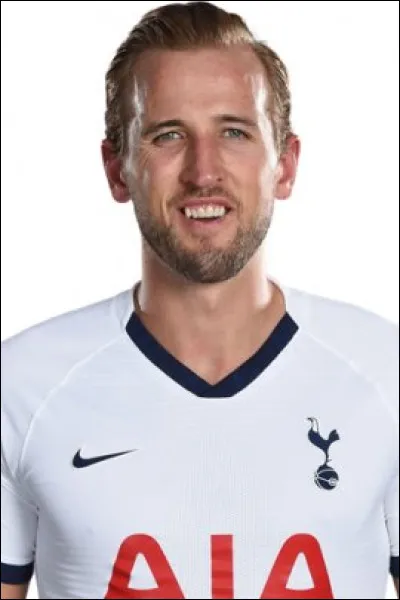 Qui est ce footballeur ?