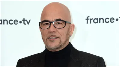 En quelle année rejoint-il la comédie musicale "Les 10 Commandements" ?