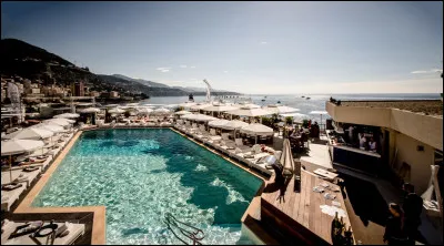 "La Fille de Monaco" est un film interpr&eacute;t&eacute; par Sophie Marceau.