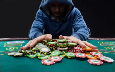 Au poker traditionnel, quelle est la paire la plus forte ?