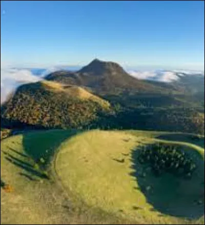 À quand remonte la dernière éruption en Auvergne ?