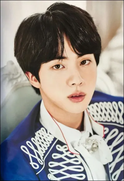 Comment surnomme-t-on Jin ?