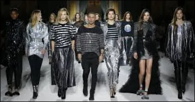 C'est un d&eacute;fil&eacute; pour :