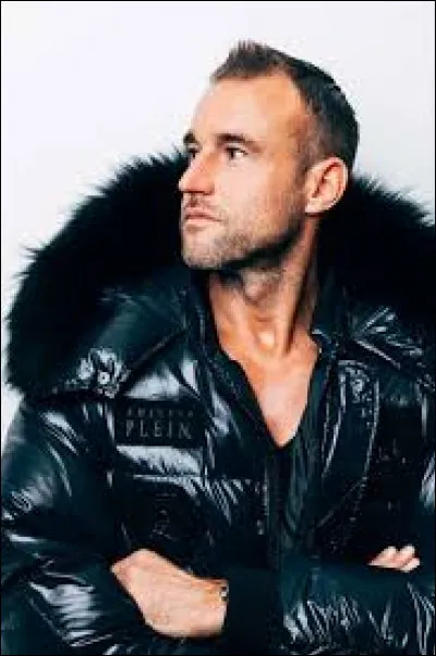 En 2016, Philipp Plein a été élu Homme de l'année par GQ Allemagne dans la catégorie "créateur de l'année".