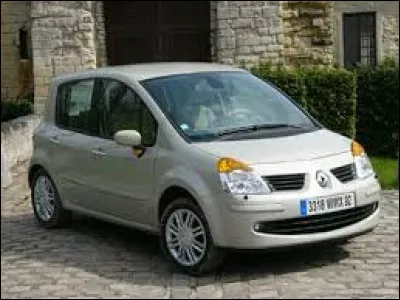 Quel est le nom de ce petit monospace des années 2000 ?