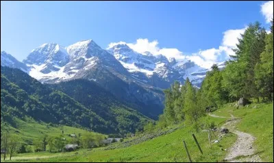 Ce ne sont pas les Alpes mais les...