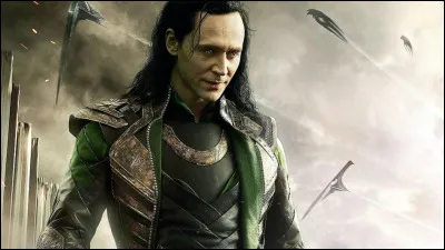 Qui a été son complice, involontairement ?