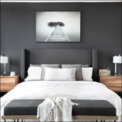 Pierre et .....fr&egrave;res couchaient l&agrave;-haut