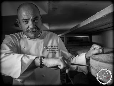 Quel écrivain romain (23-79 après J.-C.) consacra une partie de son encyclopédie, à la description des types de fromages ?