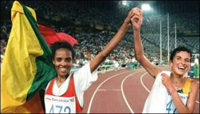 1992 : Qui a r&eacute;concili&eacute; l'Afrique du Sud avec le reste de l'Afrique en faisant un tour d'honneur main dans la main apr&egrave;s le 10 000m ?