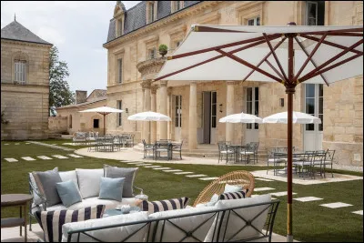 Où était domicilié Escher ?