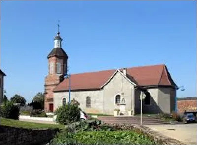 Voici l'&eacute;glise Saint-Ambroise de Banvillars. Commune de l'ancienne r&eacute;gion Franche-Comt&eacute;, elle se situe dans le d&eacute;partement ...