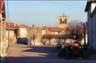 Commune Lig&eacute;rienne, Saint-&Eacute;tienne-le-Molard se situe en r&eacute;gion ...