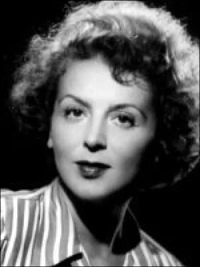 Cette actrice a incarné le personnage principal du film "Les Deux Orphelines" de Maurice Tourneur en 1932 ; l'essentiel de sa carrière de premier plan se déroule entre 1932 et 1943 et elle joue ensuite, à partir de 1964, dans plusieurs films de son fils Georges Lautner : c'est ... Saint-Cyr.