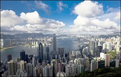 Quel est le nom de cette baie de l'île de Hong Kong ?