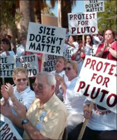 Pourquoi les Américans disent-ils toujours que Pluton est une planète ?