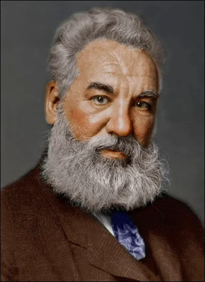 Avant de découvrir le téléphone, qu'enseignait l'Américain Graham Bell aux sourds ?