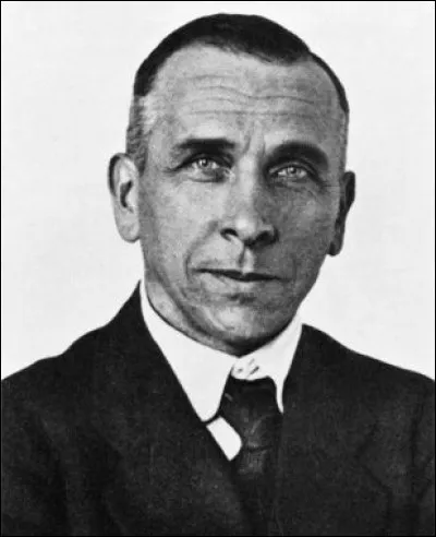 Quelle théorie, sur la formation de la Terre, exposa la géophysicien allemand Alfred Wegener en 1915 ?